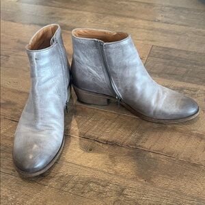 Frye Light Gray Leather Ankle Booties